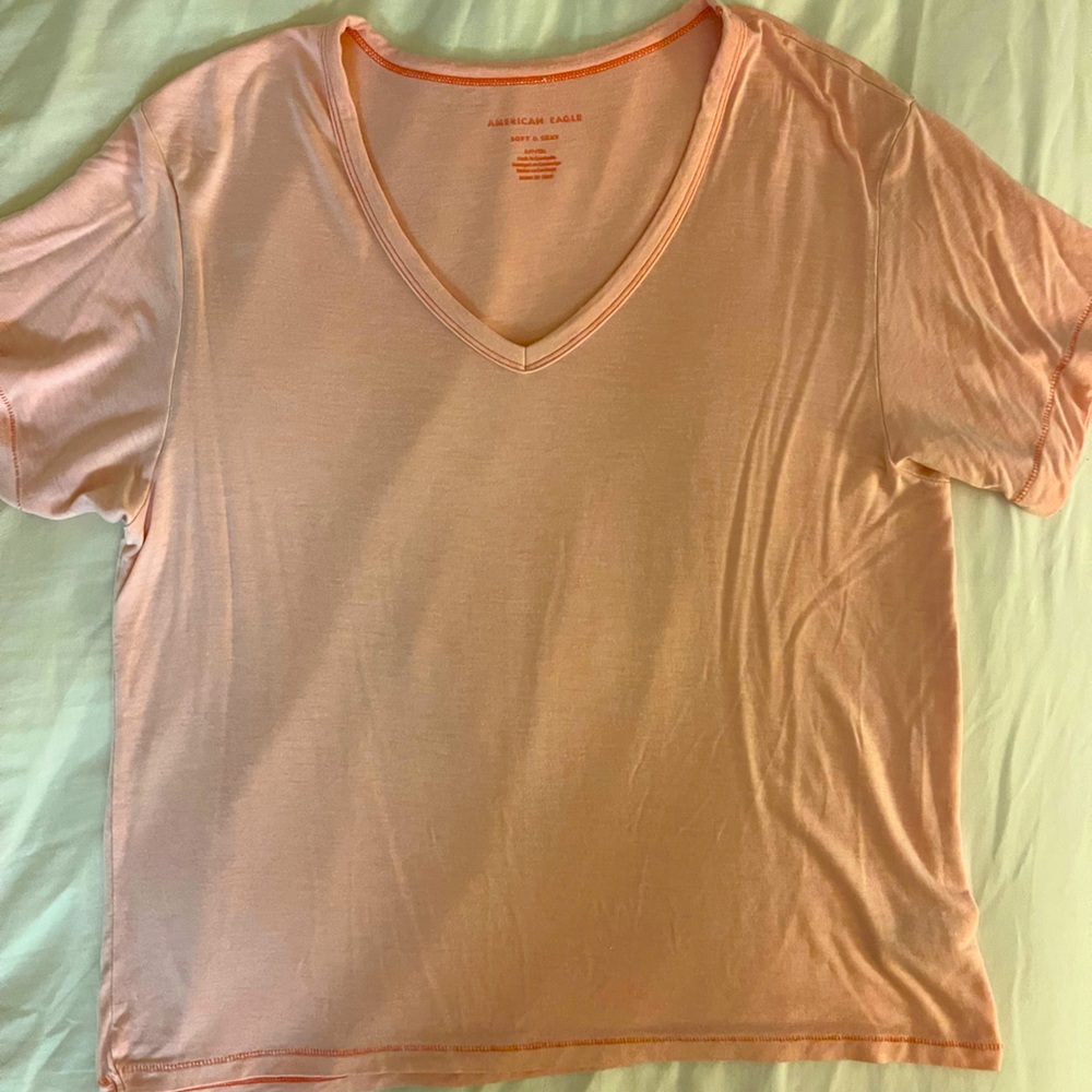 Soft n sexy American eagle top